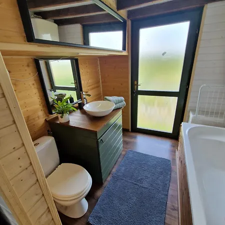 Vizivilag Vendeghaz Es Halasto Apartment